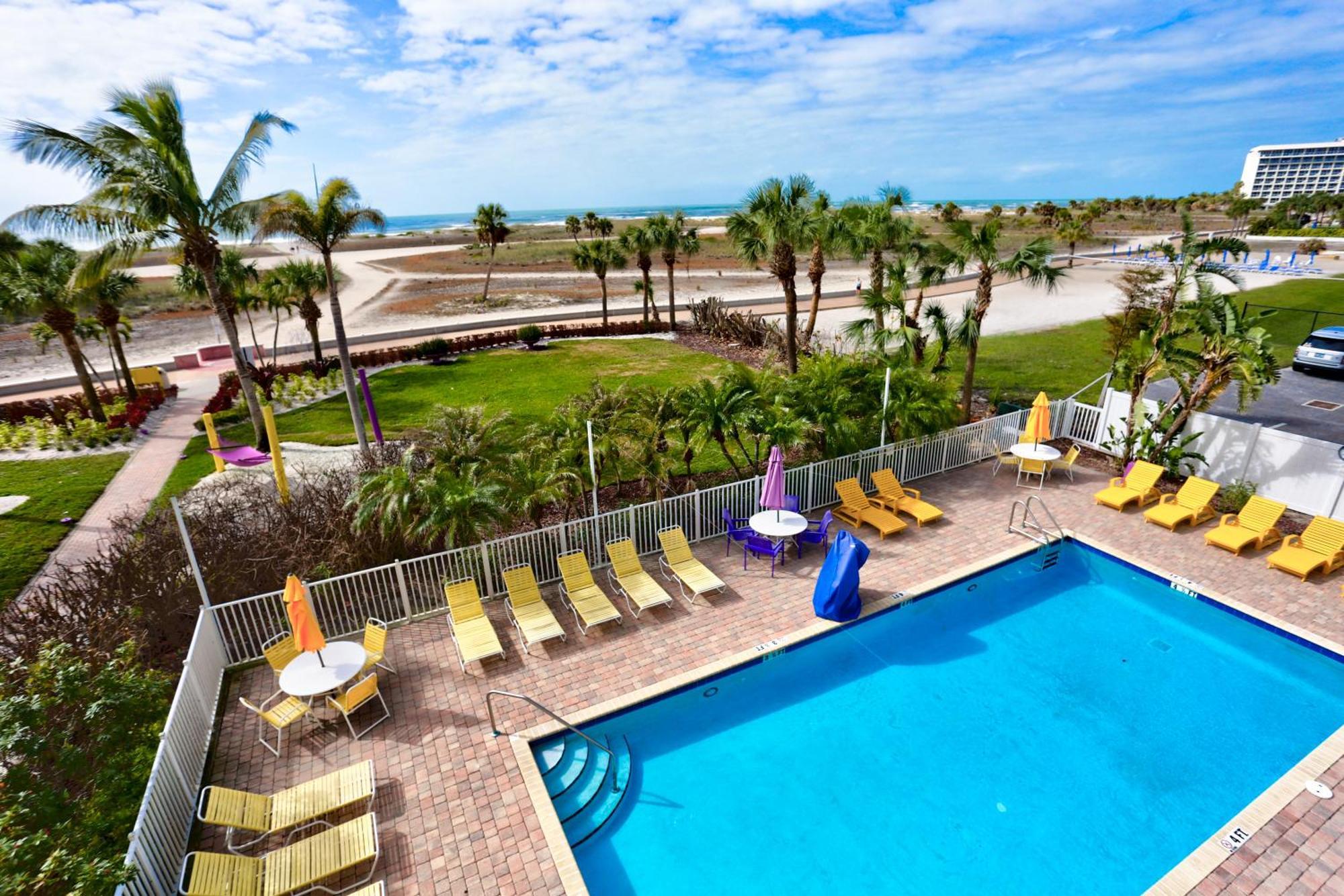 South Beach Condo Hotel By Travel Resort Services, Inc. St. Pete Beach Dış mekan fotoğraf