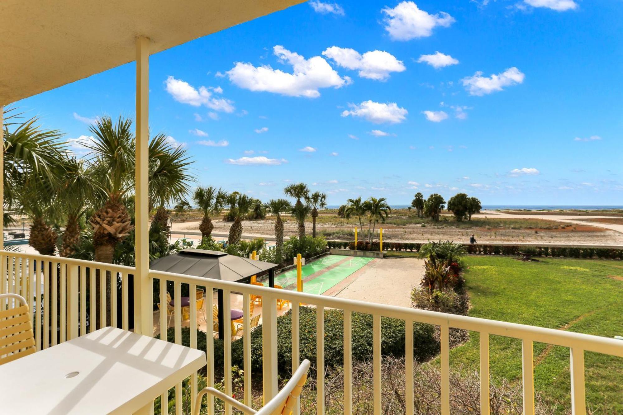 South Beach Condo Hotel By Travel Resort Services, Inc. St. Pete Beach Dış mekan fotoğraf