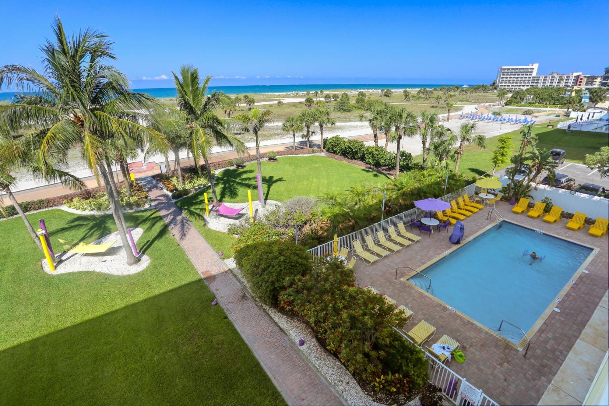 South Beach Condo Hotel By Travel Resort Services, Inc. St. Pete Beach Dış mekan fotoğraf